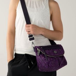 Lululemon Festival Bag Flashback Static Violet